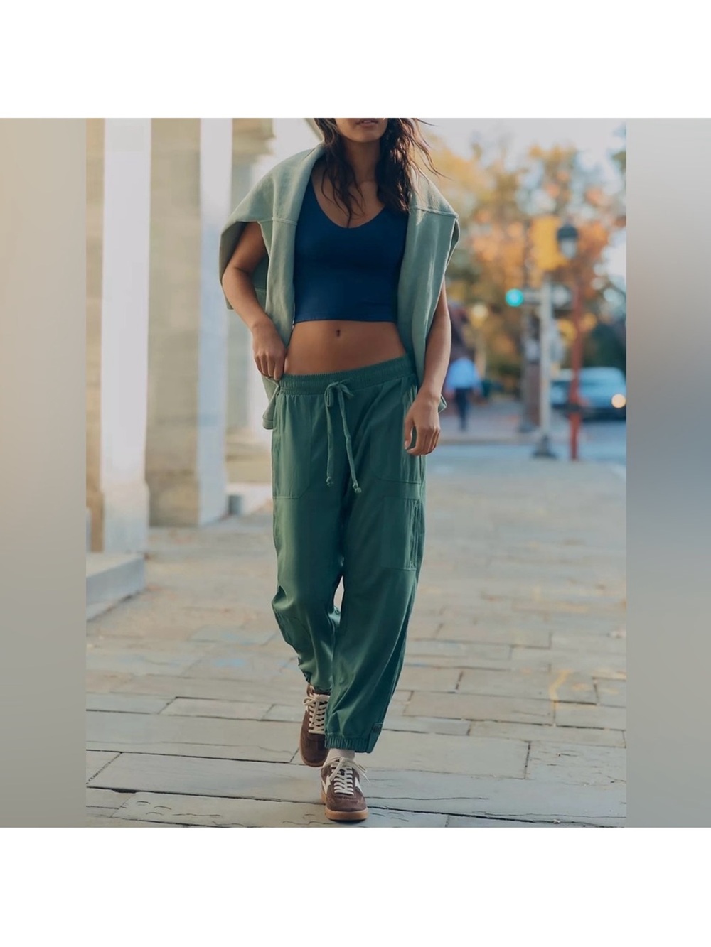 Daily Practice Women’s Killington Drawstring Cargo Jogger Pants Green Medium